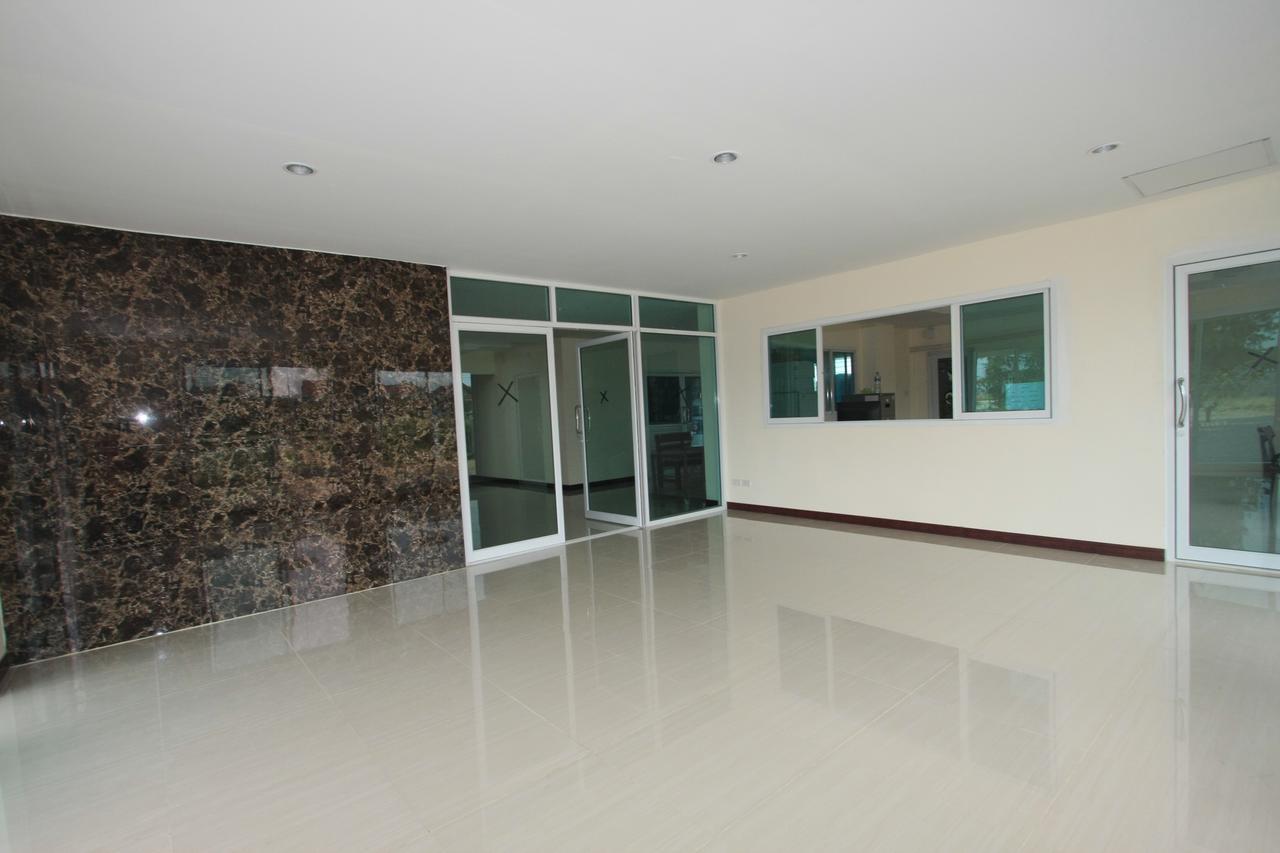 סי ראצ'ה Chantorn Residence מראה חיצוני תמונה